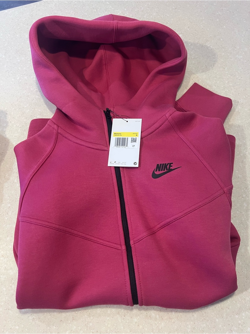 Women’s Nike Tech Fleece Zip up